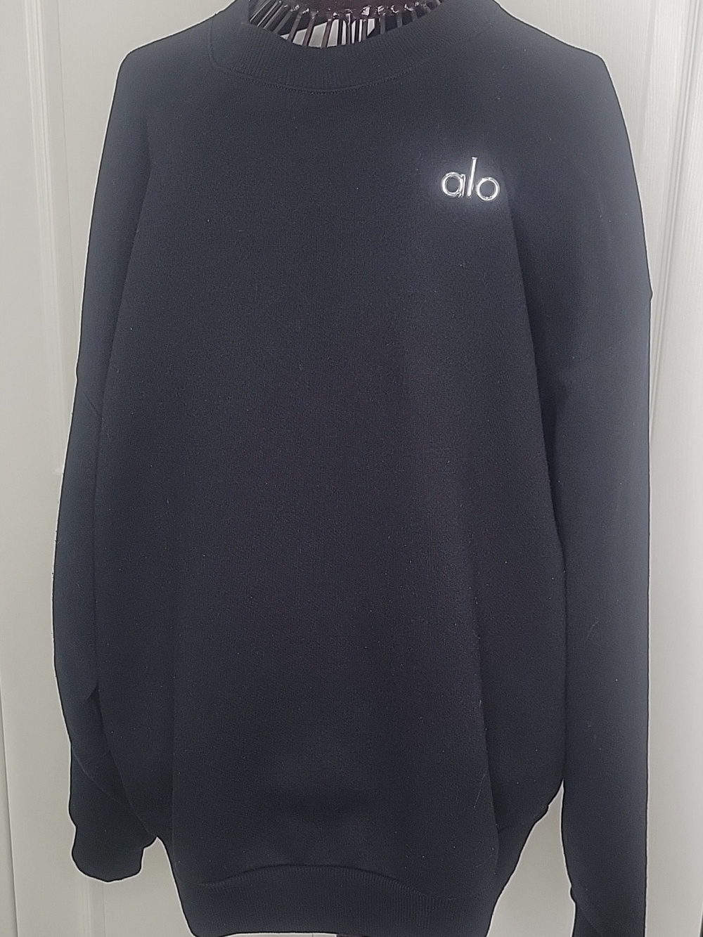 Alo Women's Yoga Accolade Black Crewneck Sweatshirt Size Small - Picture 8 of 10